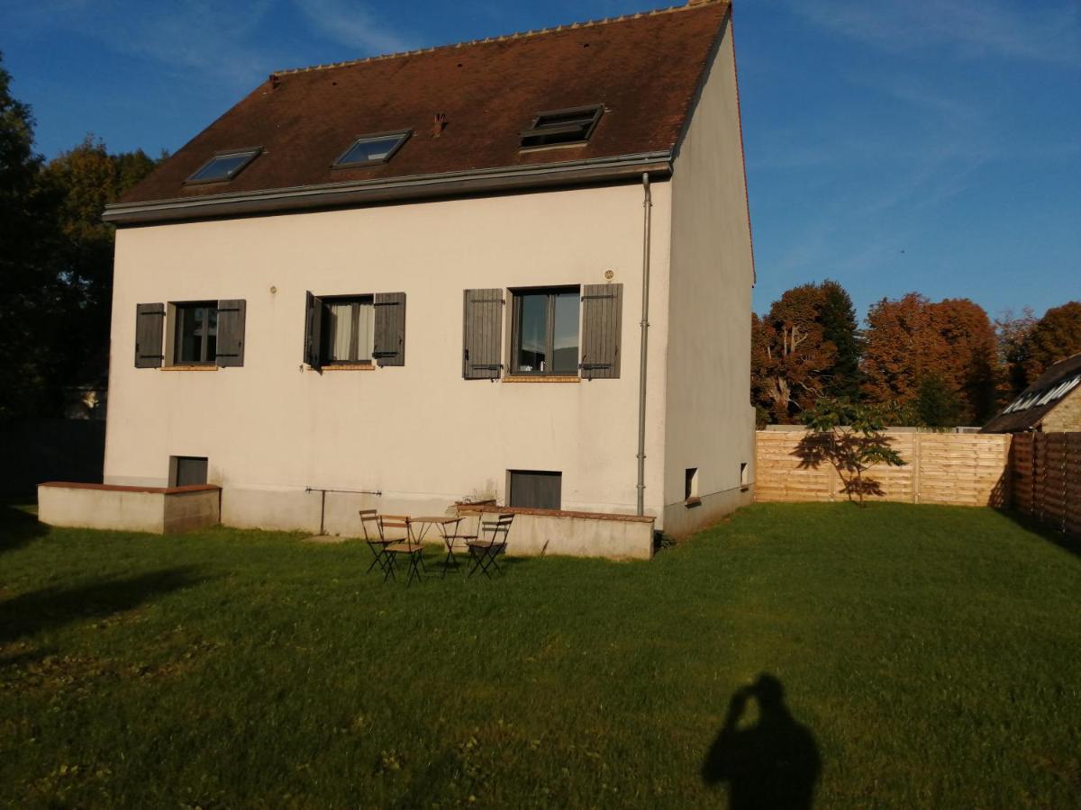 Welcome Home Vert-le-Grand Exterior photo